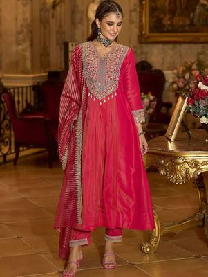 Floral Embroidered V-Neck A-Line Kurta With Trousers & Dupatta 4