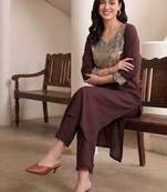 Women Sequinned Kurta with Trousers