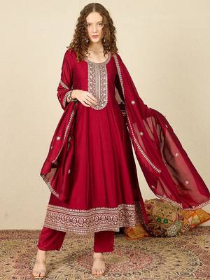 Ethnic Motifs Embroidered Sequinned Anarkali Kurta with Trousers & Dupatta 1