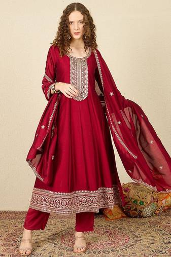 Ethnic Motifs Embroidered Sequinned Anarkali Kurta with Trousers & Dupatta