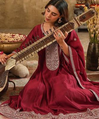 Floral Yoke Design Round Neck Zari Anarkali Kurta & Trousers With Dupatta 1