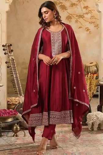 Floral Yoke Design Round Neck Zari Anarkali Kurta & Trousers With Dupatta