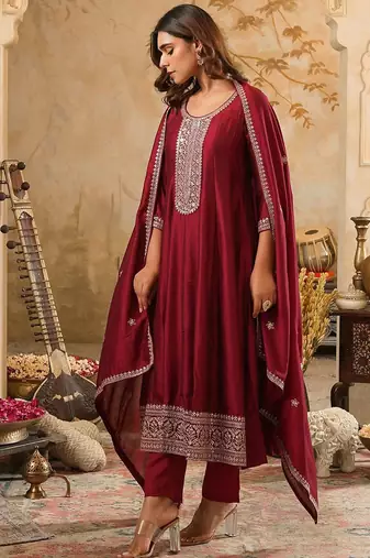Floral Yoke Design Round Neck Zari Anarkali Kurta & Trousers With Dupatta