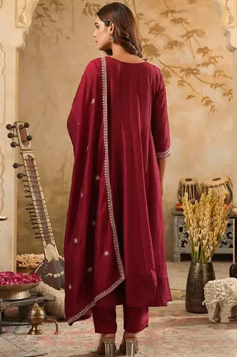Floral Yoke Design Round Neck Zari Anarkali Kurta & Trousers With Dupatta