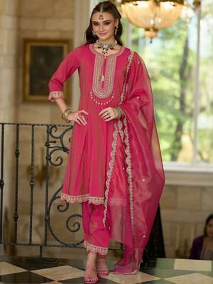 Ethnic Motifs Embroidered Notch Neck A-line Kurta With Trousers & Dupatta 3