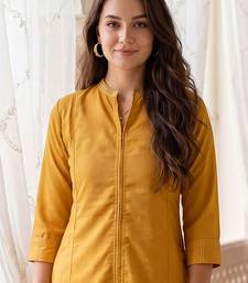 Women Thread Work Kurta with Trousers