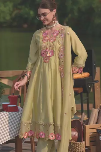 Women Floral Embroidered Mirror Work Kurta with Trousers & With Dupatta