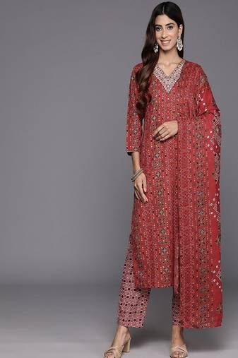 Floral printed cotton v neck kurta trouser & dupatta set