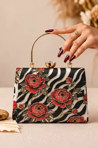 Black shoulder strap satin embroidery clutches for women