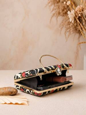Black shoulder strap satin embroidery clutches for women 5