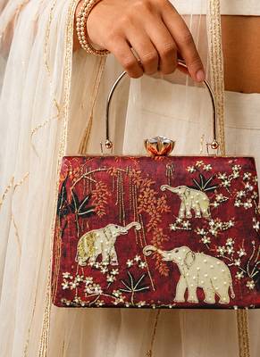 Red shoulder strap satin embroidery clutches for women 1