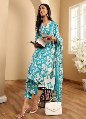 Floral printed cotton v neck kurta trouser & dupatta set 3