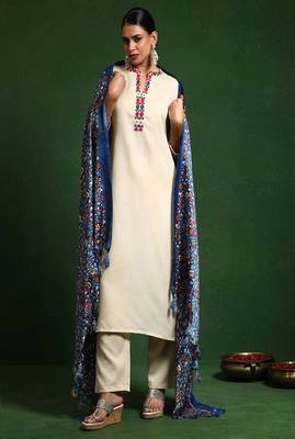Floral embroidered cotton round neck kurta trouser & dupatta set 3