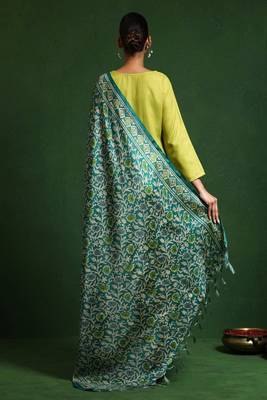 Floral embroidered cotton round neck kurta trouser & dupatta set 2