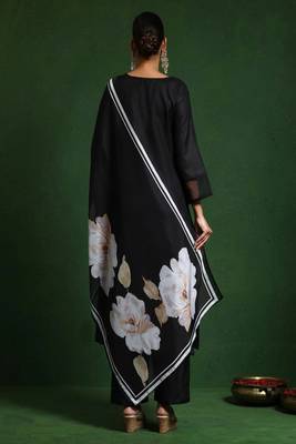 Floral printed cotton round neck kurta trouser & dupatta set 2