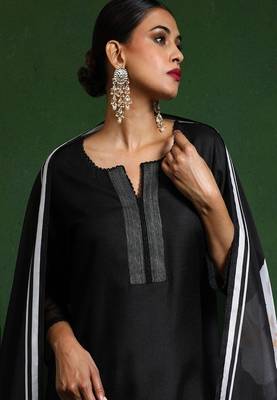 Floral printed cotton round neck kurta trouser & dupatta set 4