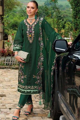 Women Ethnic Motifs Embroidered Thread Work Kurta with Trousers & With Dupatta