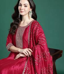 Ethnic Motifs Embroidered Kurta with Trousers & Dupatta