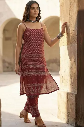 Women Ethnic Motifs Printed Cotton Kurta with Trousers