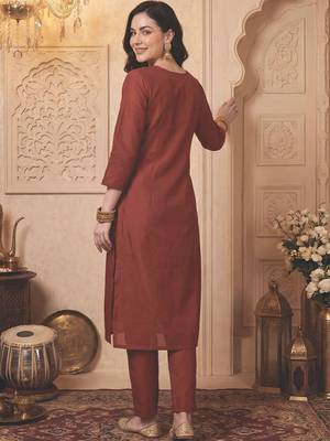 Women Paisley Embroidered Kurta with Trousers & With Dupatta 6