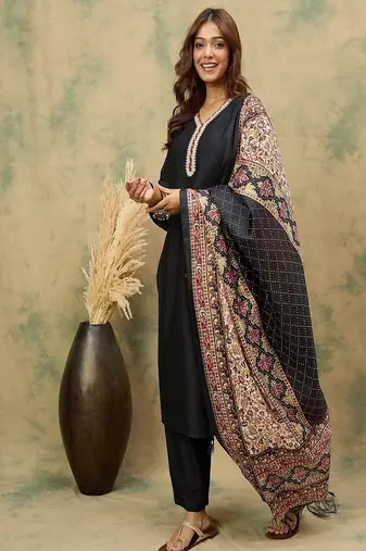 Floral embroidered cotton v neck kurta trouser & dupatta set