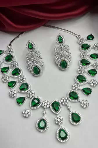 emerald green teardrop bridal jewellery set: crystal cz choker necklace & earrings
