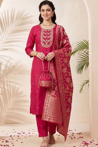 Women Ethnic Motifs Embroidered Regular Kurta with Trousers & With Dupatta