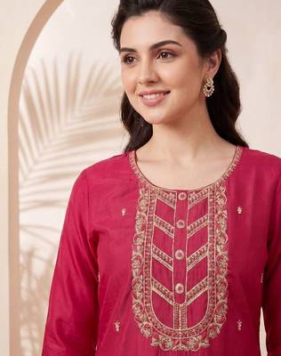 Women Ethnic Motifs Embroidered Regular Kurta with Trousers & With Dupatta 2