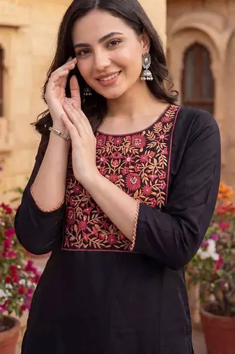 Women Ethnic Motifs Embroidered Thread Work Kurta with Trousers & With Dupatta