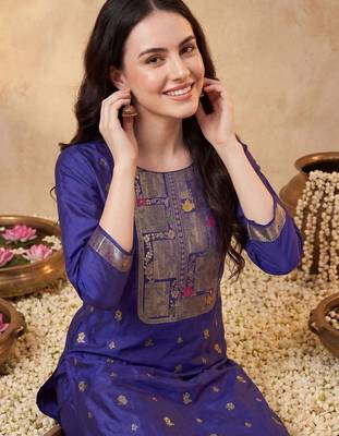 Women Ethnic Motifs Kurta with Trousers & With Dupatta 2