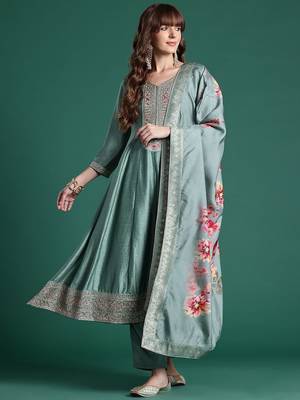 Floral Embroidered Sequinned Kurta With Trousers & Dupatta 1
