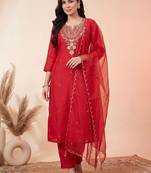 Women Ethnic Motifs Embroidered Thread Work Kurta with Trousers & With Dupatta