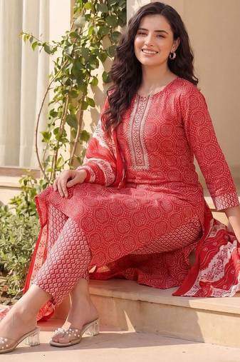 Women Ethnic Motifs Printed Thread Work Cotton Kurta with Trousers & With Dupatta