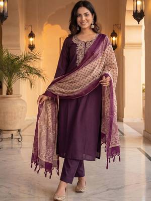 Women Ethnic Motifs Embroidered Thread Work Kurta with Trousers & With Dupatta 1
