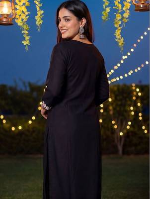 Women Ethnic Motifs Embroidered Thread Work Kurta with Trousers & With Dupatta 4