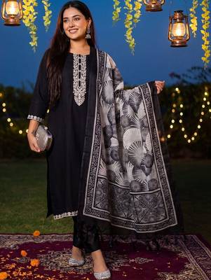 Women Ethnic Motifs Embroidered Thread Work Kurta with Trousers & With Dupatta 6