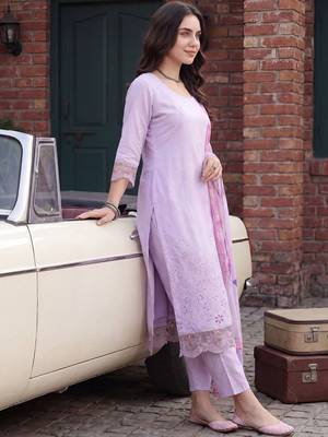 Women Ethnic Motifs Embroidered Thread Work Kurta with Trousers & With Dupatta 2