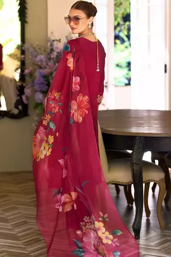 Women Floral Embroidered Thread Work Kurta with Trousers & With Dupatta