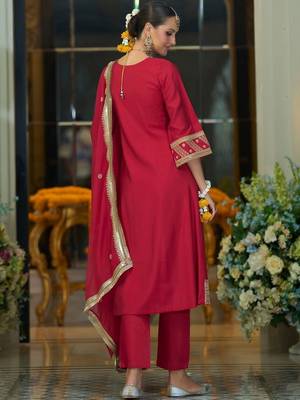 Women Ethnic Motifs Embroidered Zari A-Line Kurta with Trousers & Dupatta 3