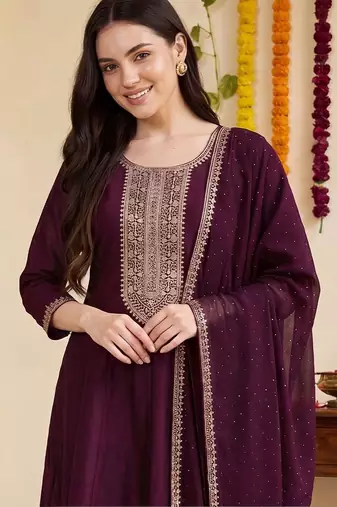 Women Ethnic Motifs Embroidered Thread Work Kurta with Trousers & With Dupatta