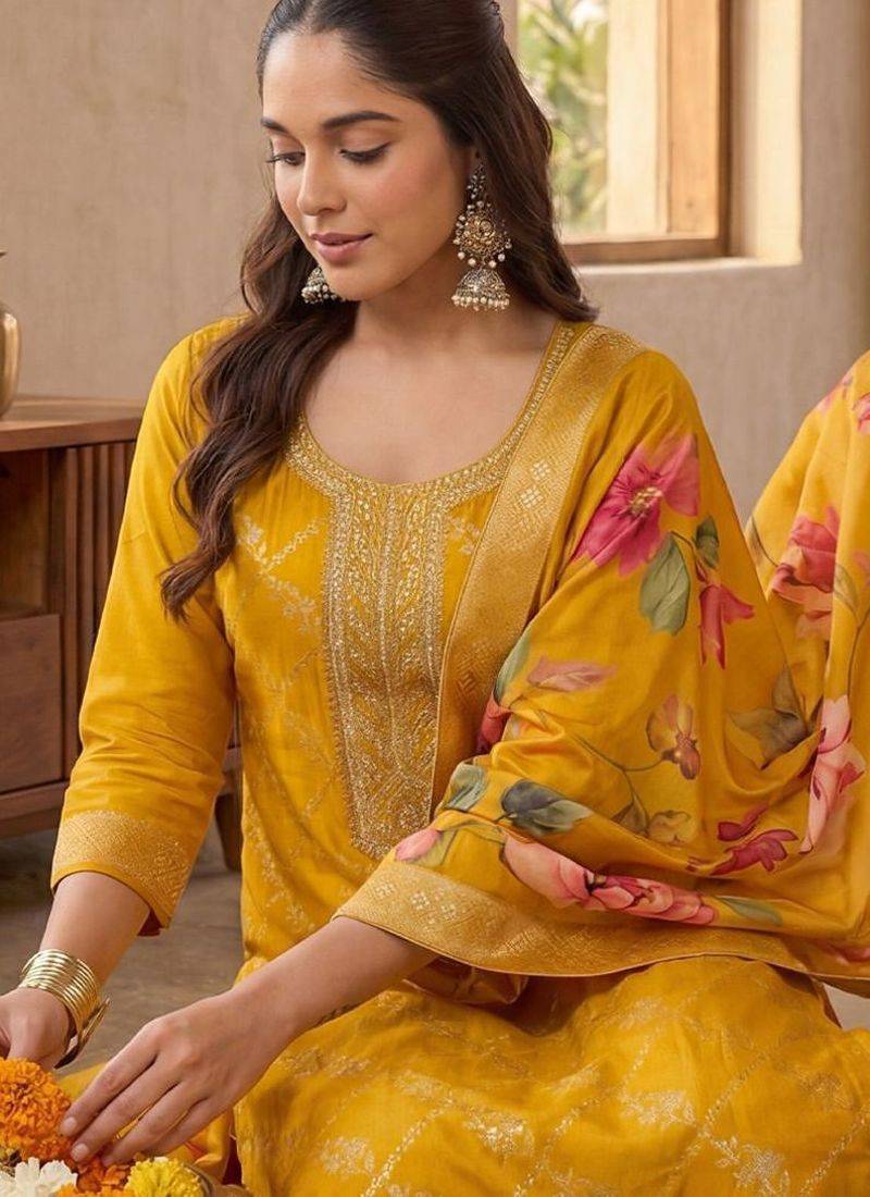 Women Ethnic Motifs Embroidered Kurta with Trousers & With Dupatta