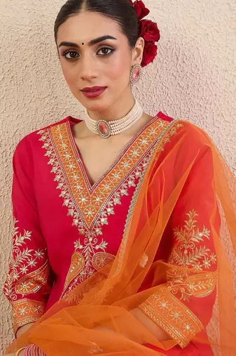 Women Ethnic Motifs Embroidered Kurta with Trousers & Dupatta