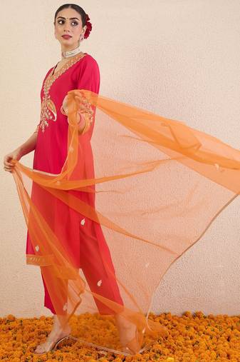 Women Ethnic Motifs Embroidered Kurta with Trousers & Dupatta