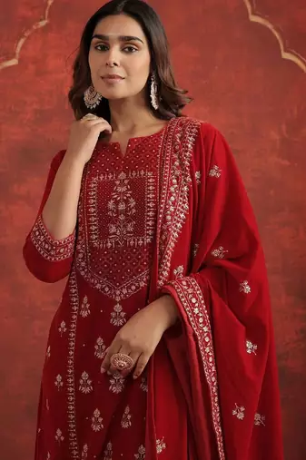 Women Ethnic Motifs Embroidered Kurta with Trousers & Dupatta