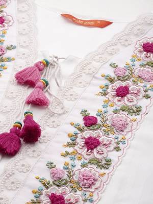 Women Floral Embroidered Thread Work Kurta with Trousers & With Dupatta 2
