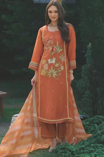 Women Ethnic Motifs Embroidered Thread Work Kurta with Trousers & With Dupatta