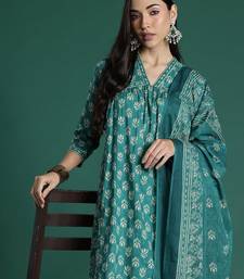 Women Floral Printed Empire Cotton Kurta with Trousers & With Dupatta