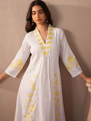 Women Floral Embroidered Thread Work Cotton Kurta with Trousers & With Dupatta 6