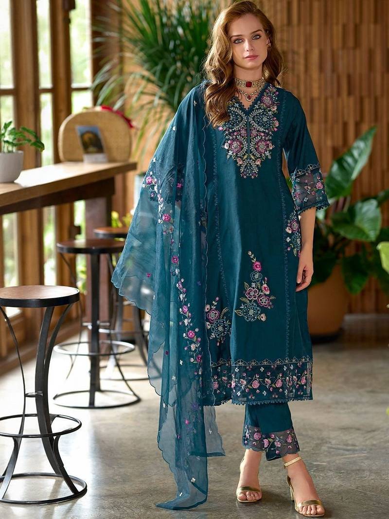 Women Ethnic Motifs Embroidered Kurta with Trousers & Dupatta