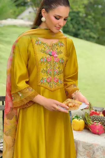 Floral Embroidered Thread Work Tieup Neck A-Line Kurta With Trousers & Dupatta